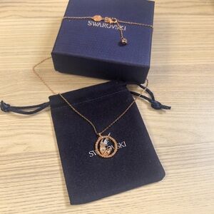 Swarovski Rose Gold Necklace with Crystal Details